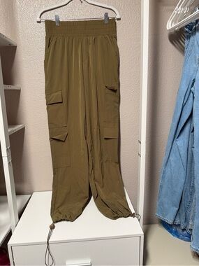 Olive Cargo Drawstring Jogger Pants - Women